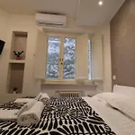 Benny House